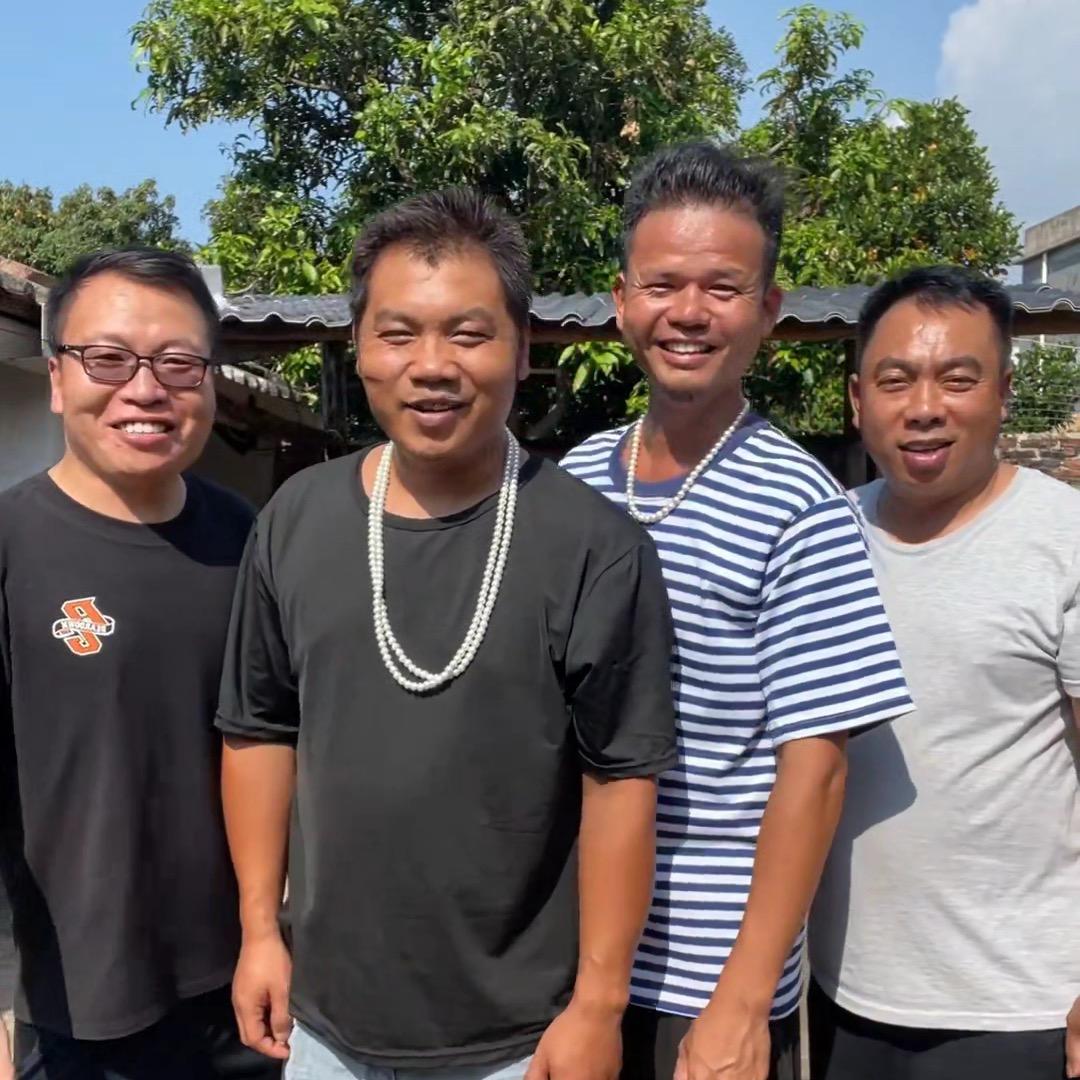 小李哥（刀疤哥兄弟）