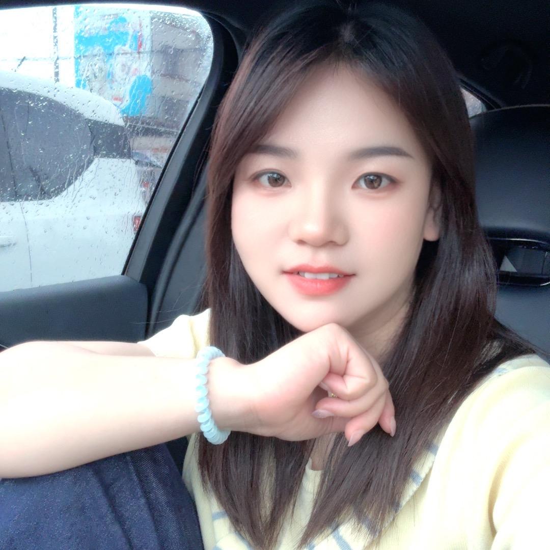 卖梅干菜饼的双双