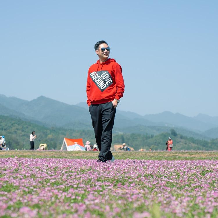 潞江龙头潭露营基地