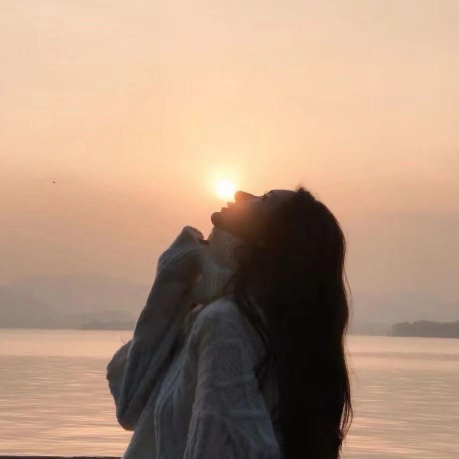 吃肥皂吐泡泡