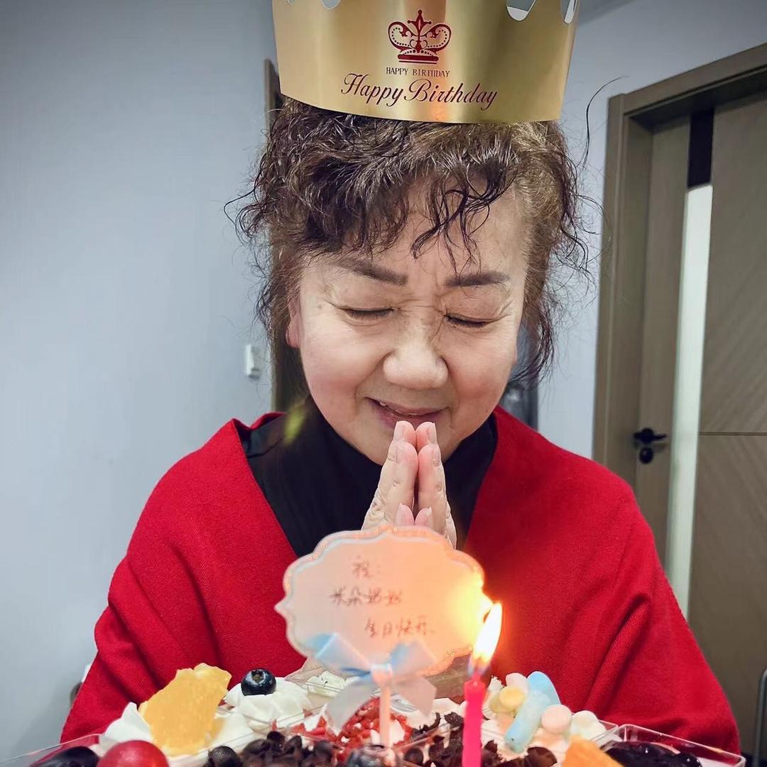l mi ou头像
