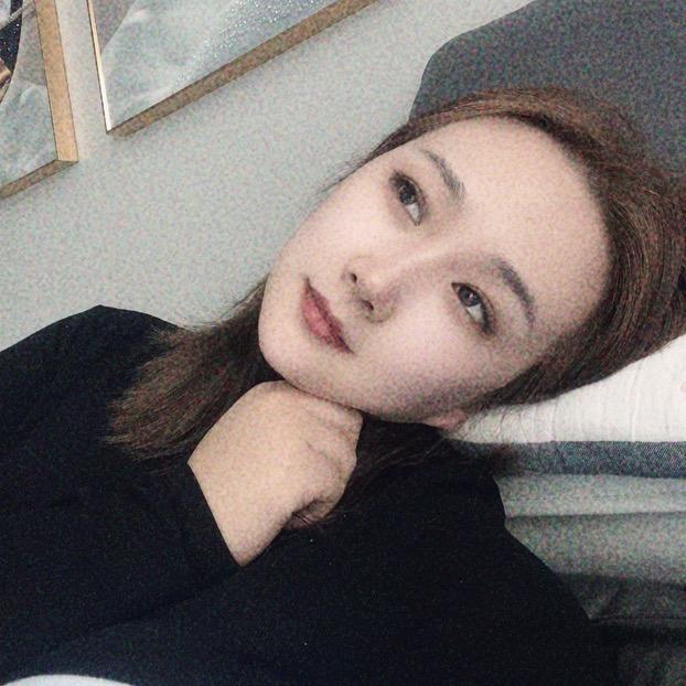 爱美的小晶🤔