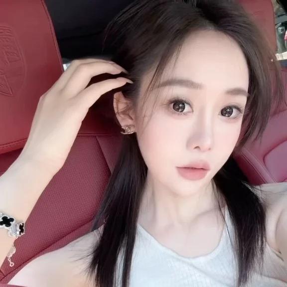 梦梦爱吃辣