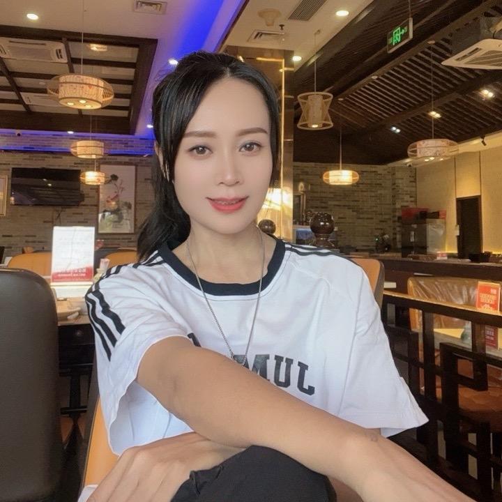 曳舞大小姐 鞋服饰