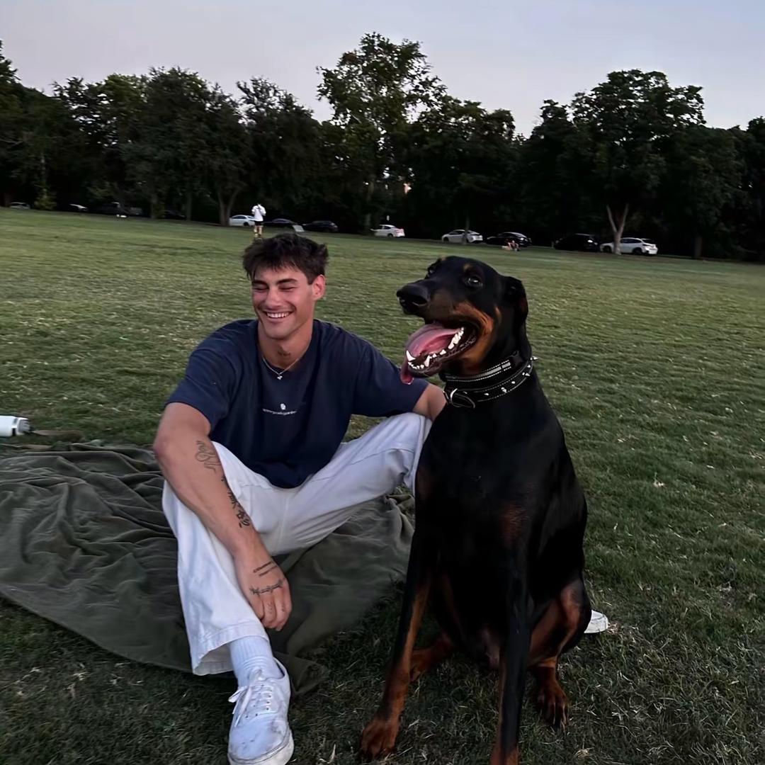 她怎会感同身受·