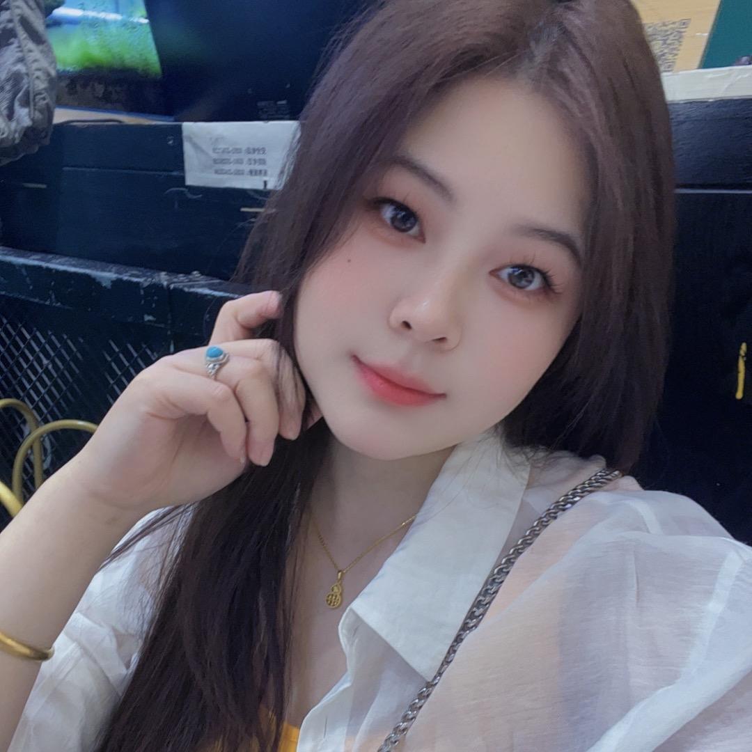 芳芳💞