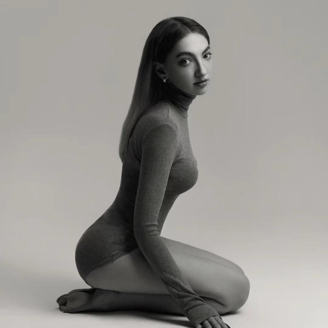 Anya😈安妮娅🇷🇺