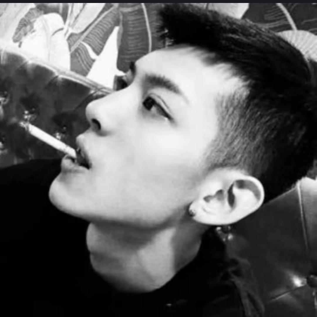 常朋飞i🚬