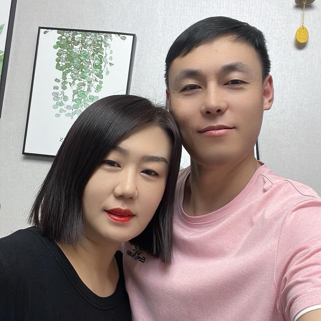涛哥夫妇