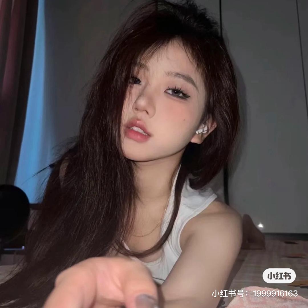 YY.