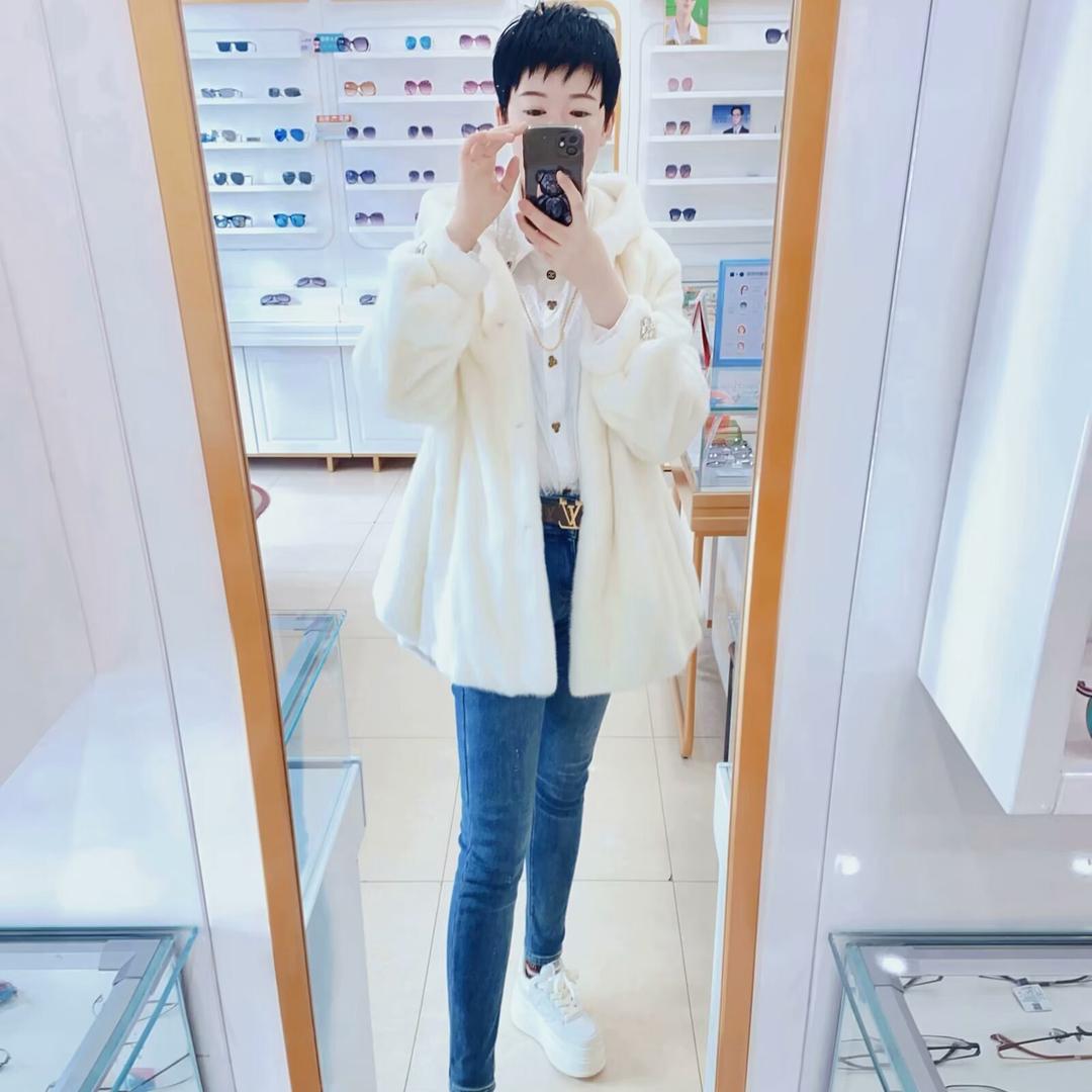 A大庆臻视眼镜—刘显丹