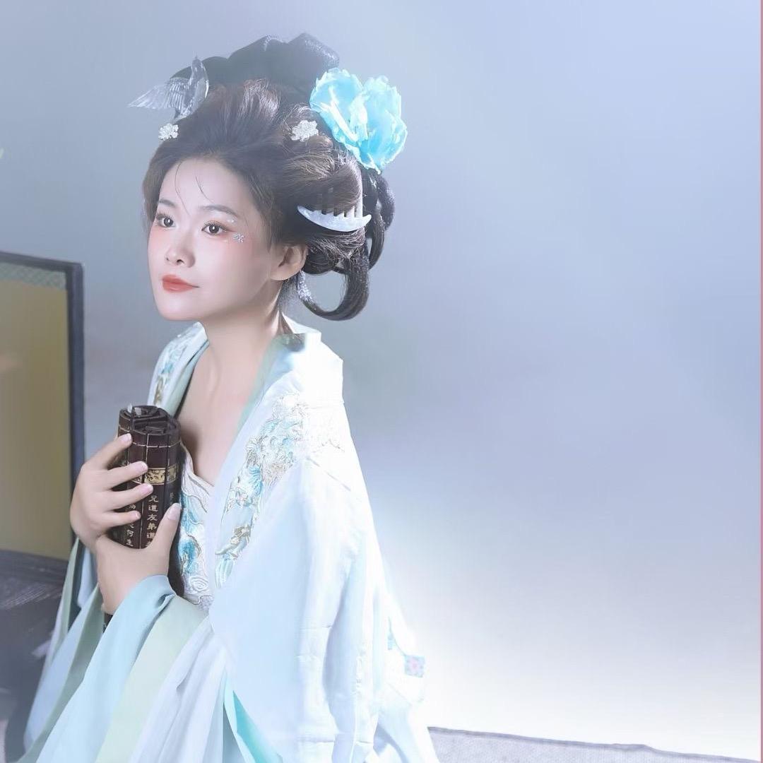 李屁屁～