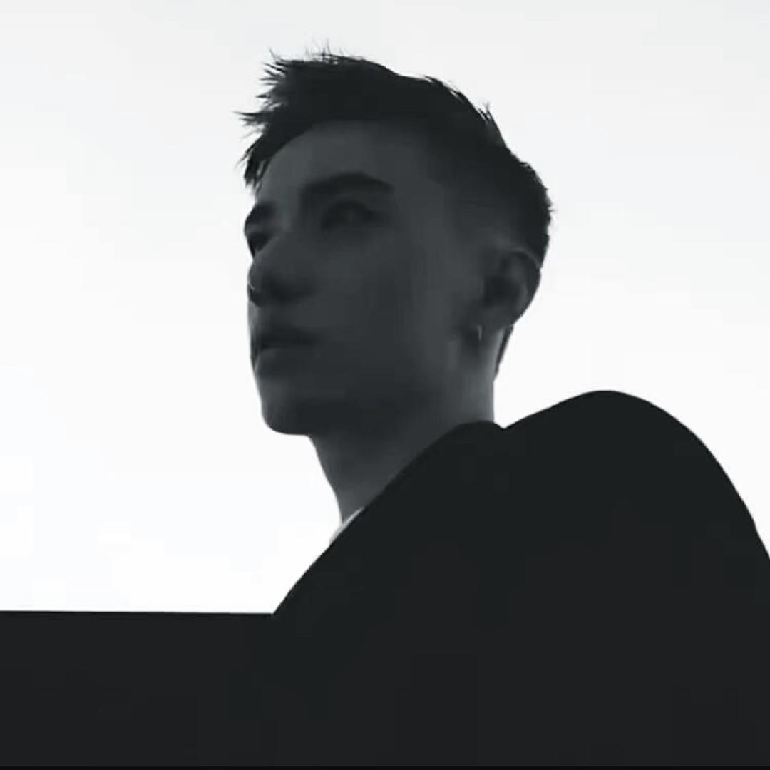 y 🌊