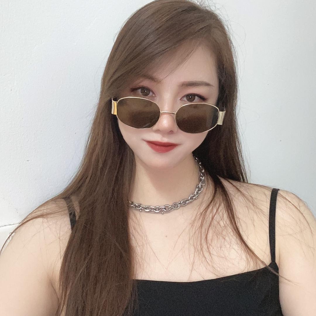 Li丽