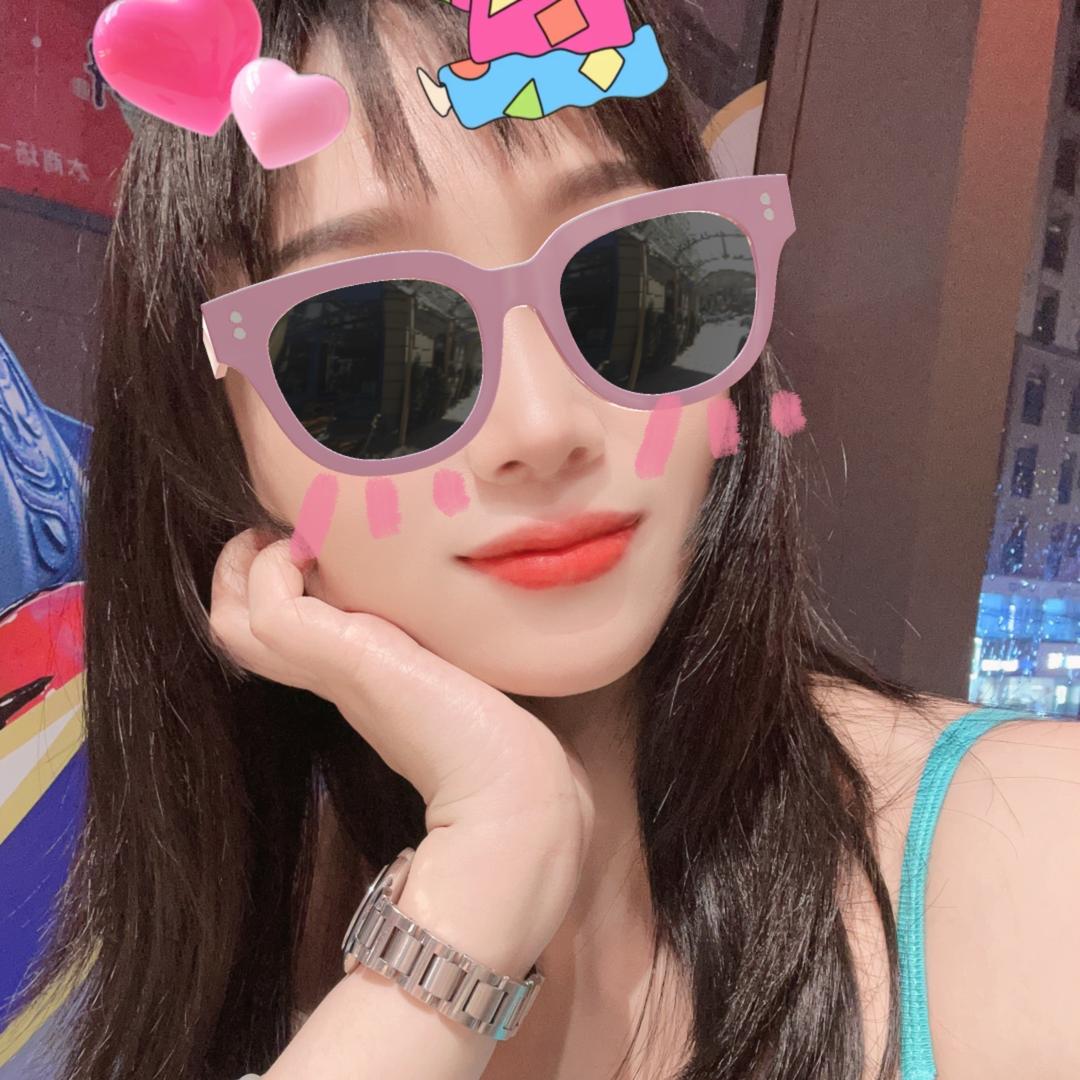 榴莲小妮子