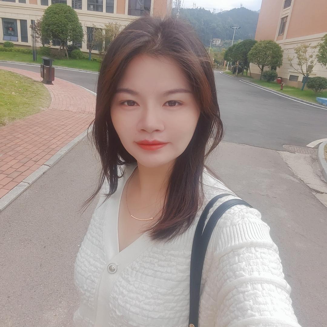 朱朱（嘉宝橱柜衣柜➕帅丰集成灶）