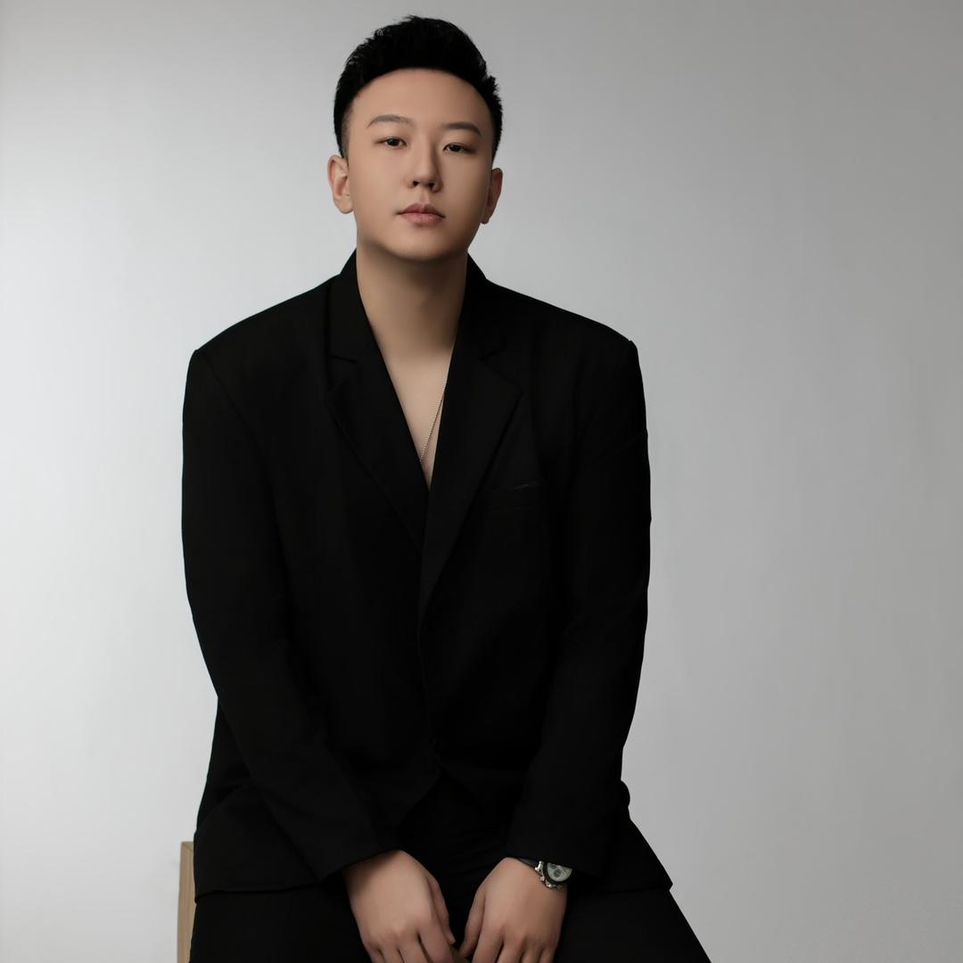 杨潇阳