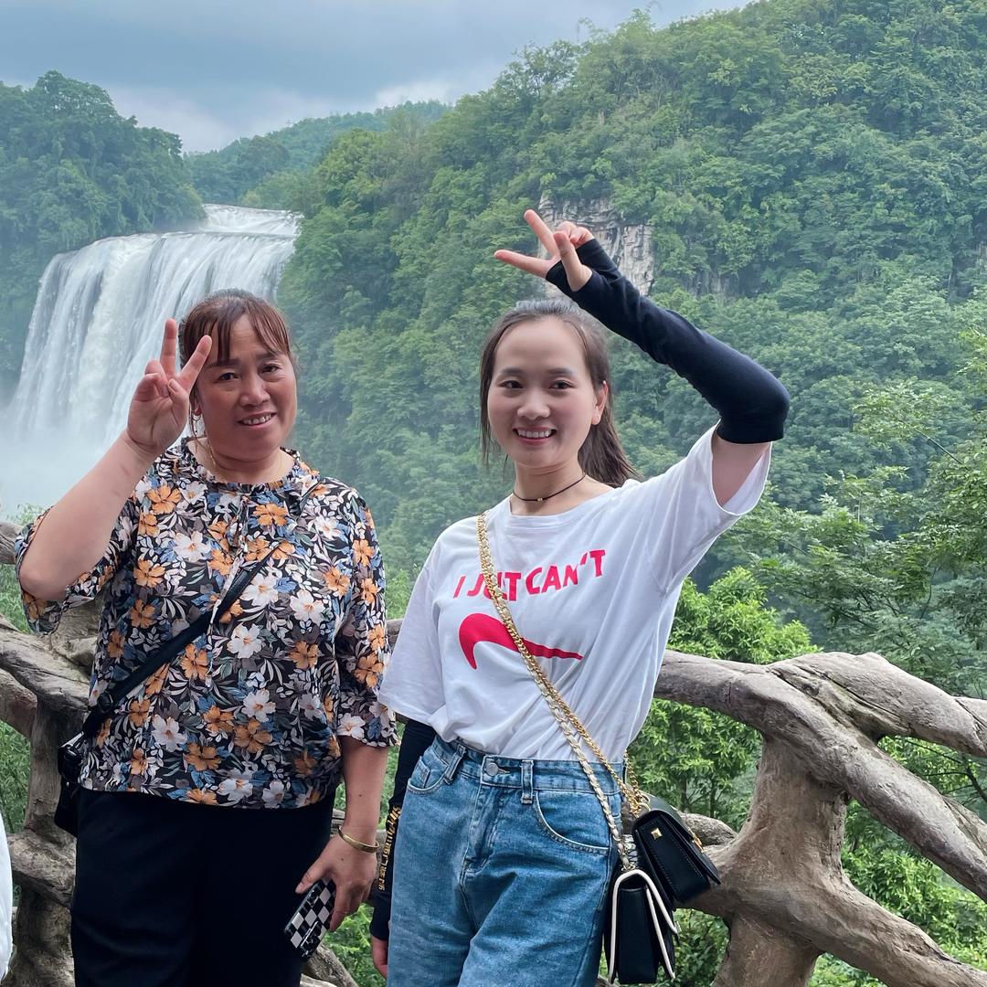 和气生财女儿（优优）