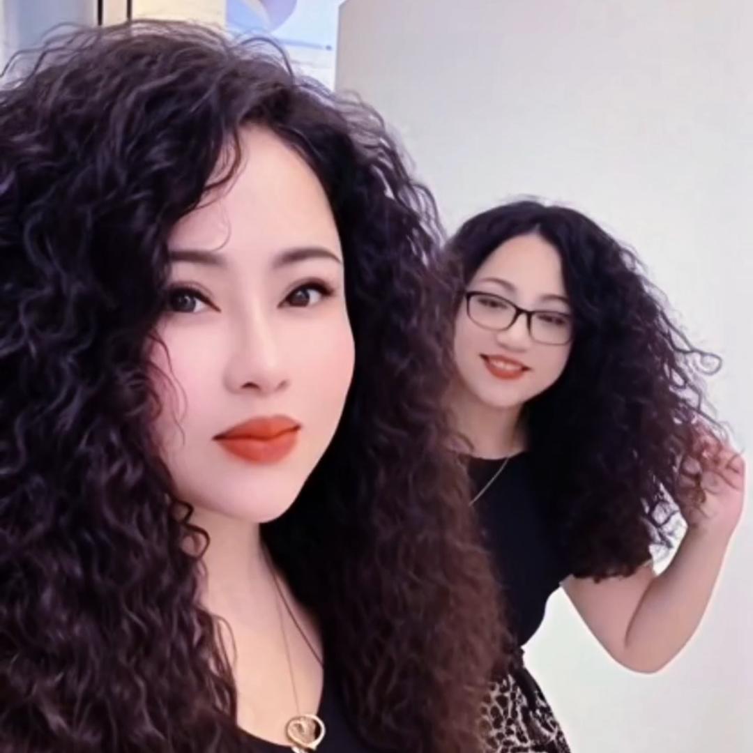 《妞妞》