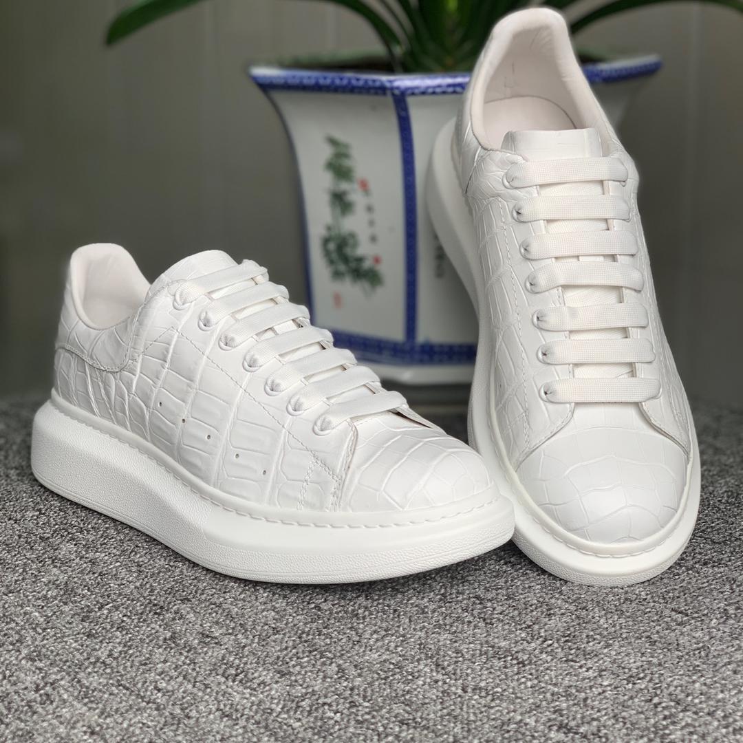 高端鳄鱼皮具定制3