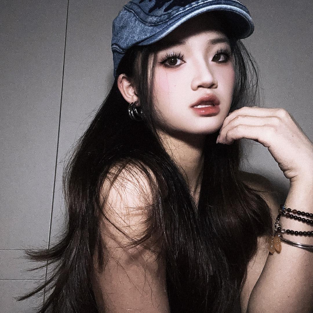 李哈哈