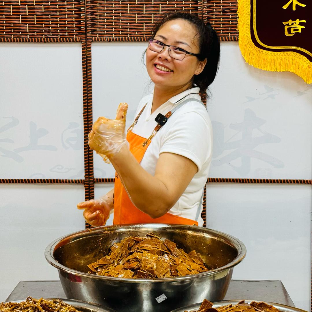 芳姐麻辣小吃记