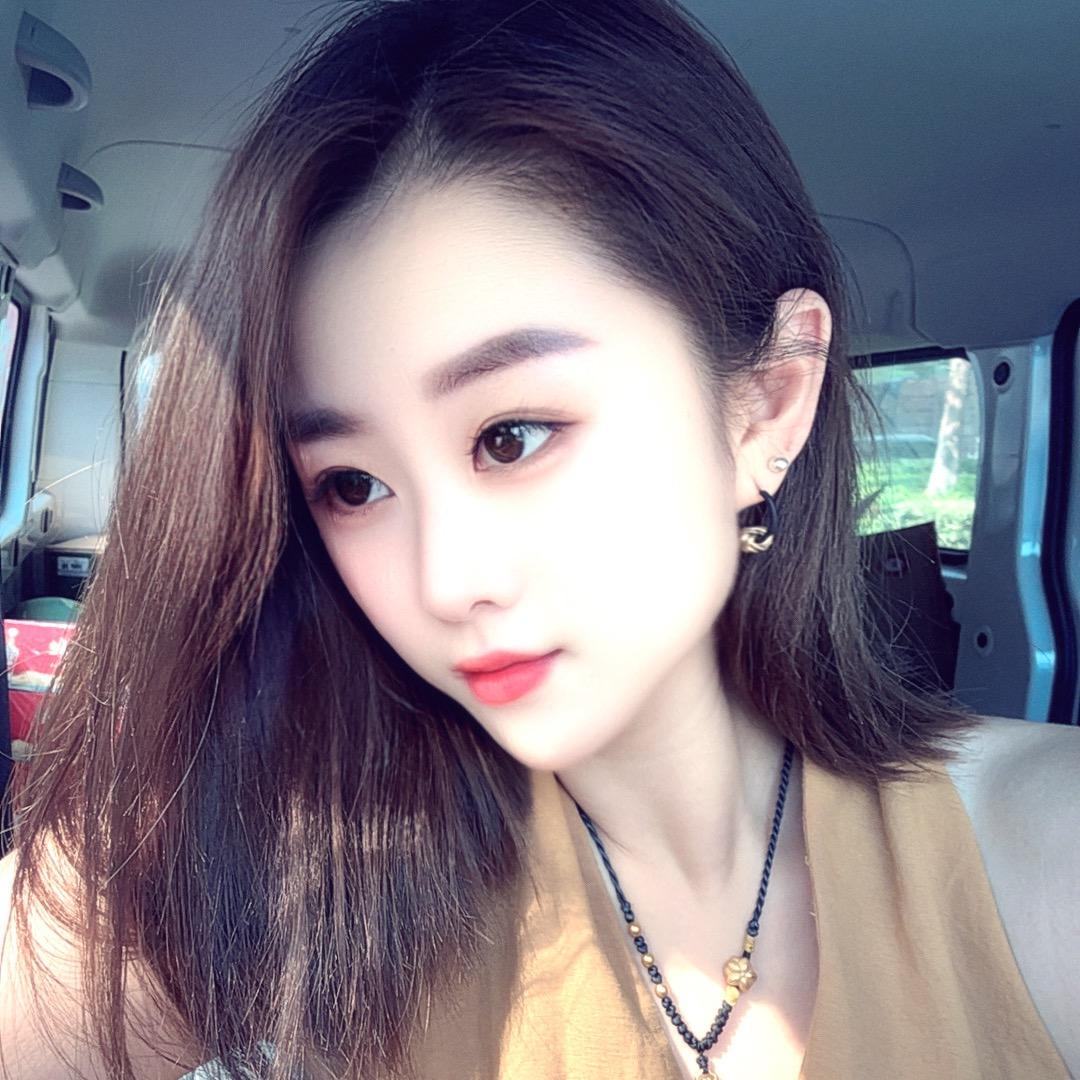 @L. M. 周