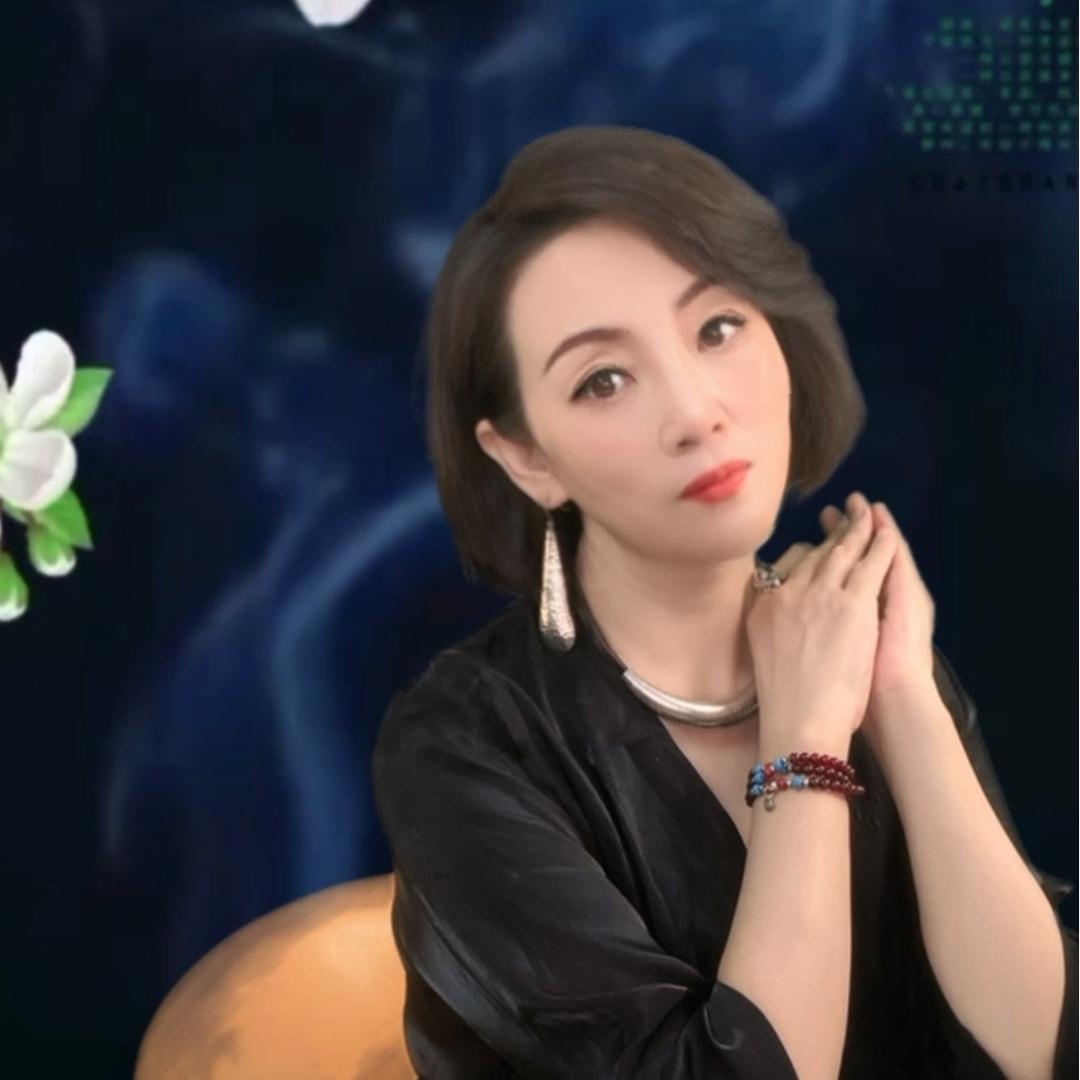 丽 莎