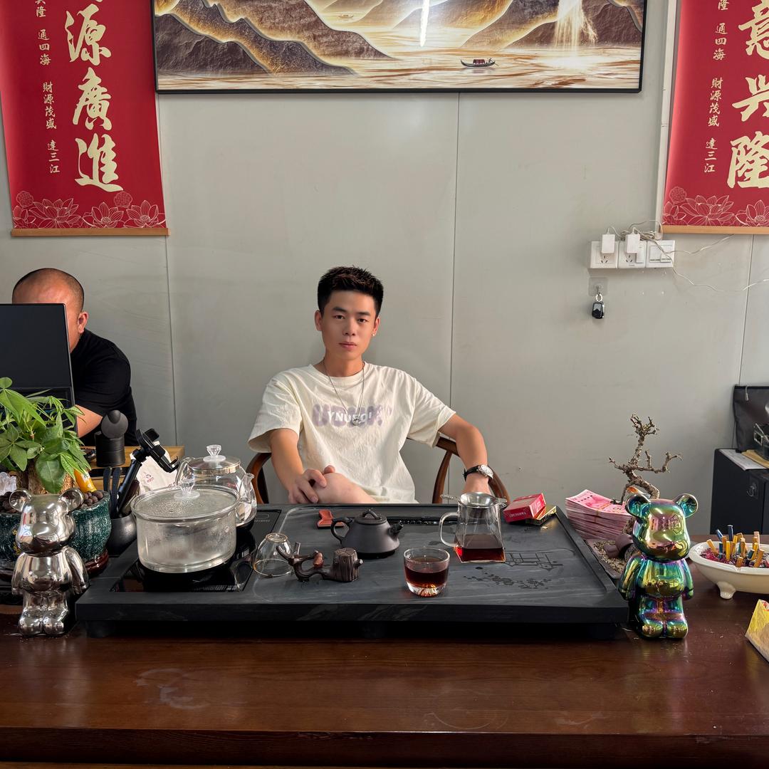 锦键二手车罗生