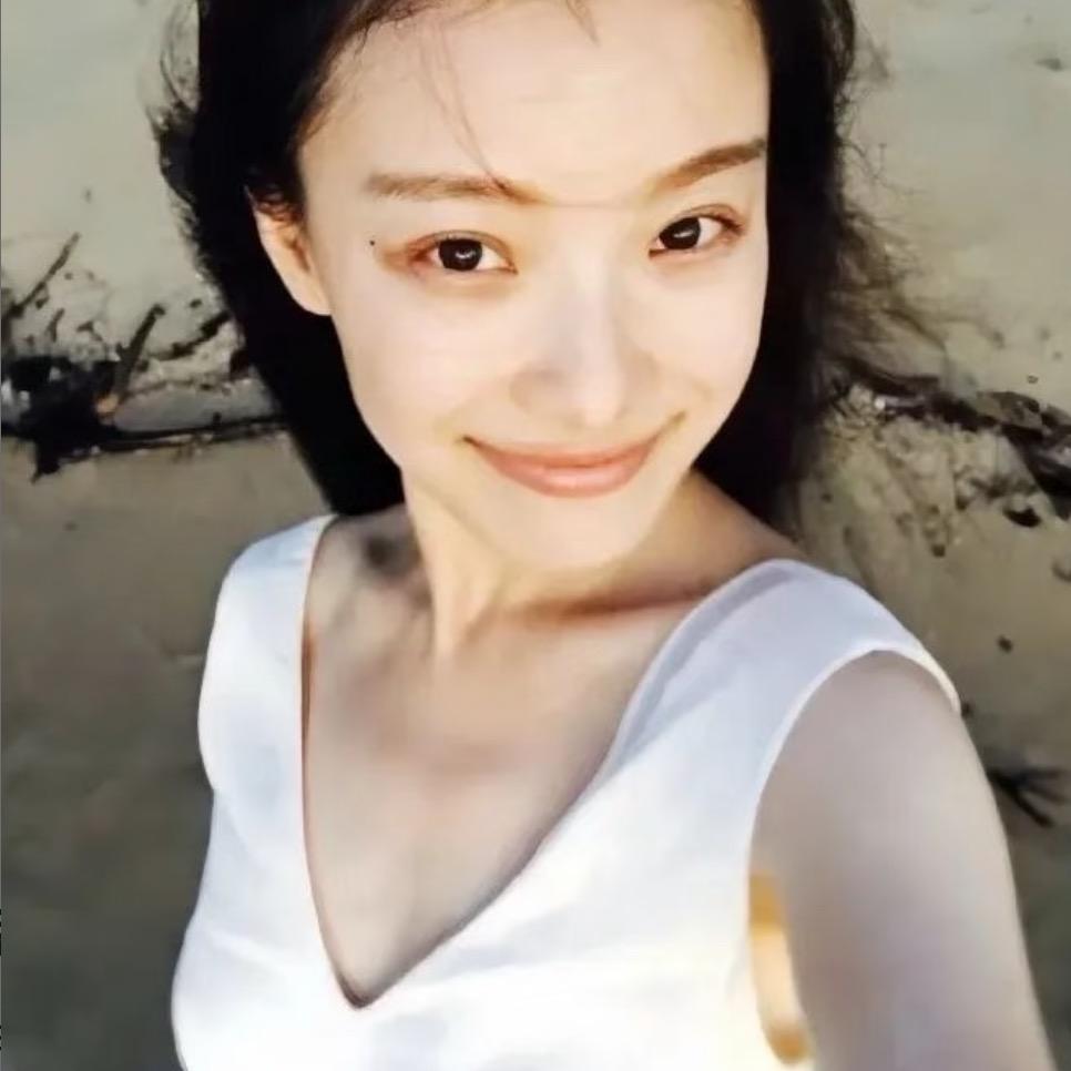 良静.