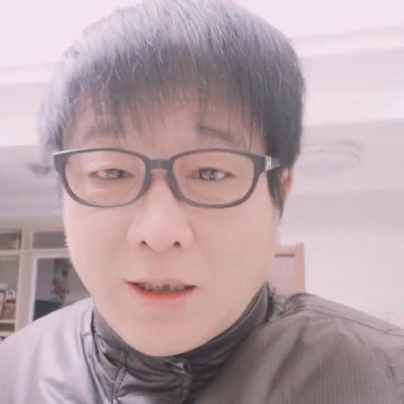 小白..