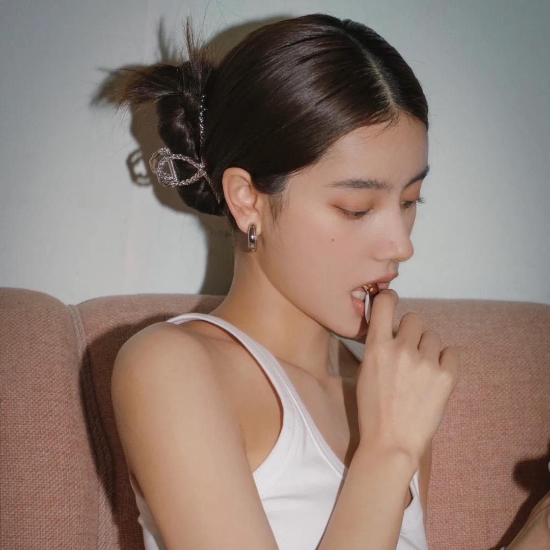 小姐姐 👧