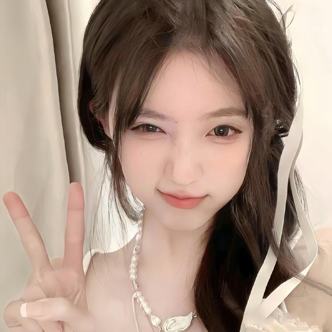 草莓软糖❤️
