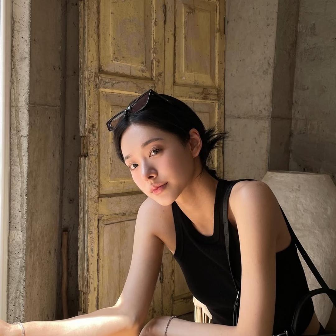 不高兴的小胡