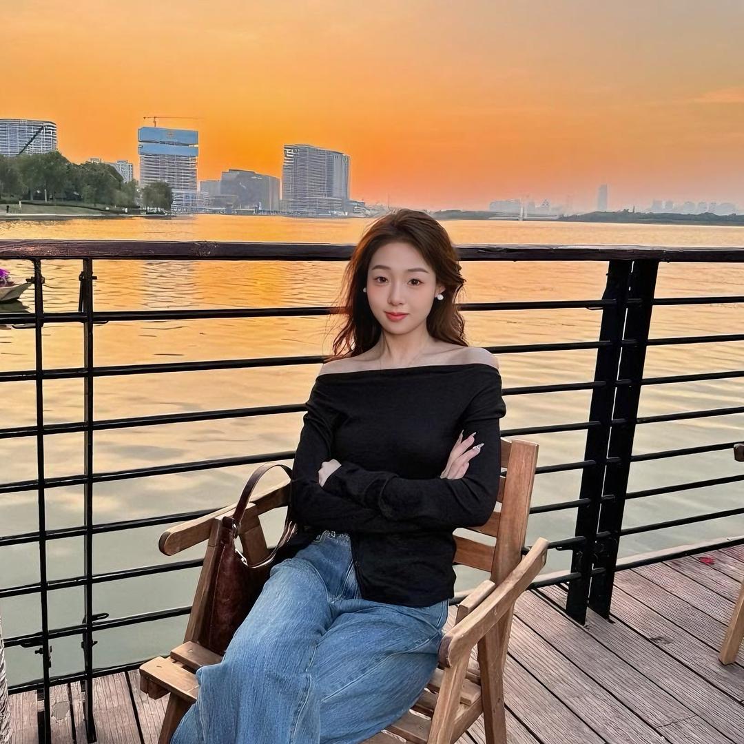 李新月