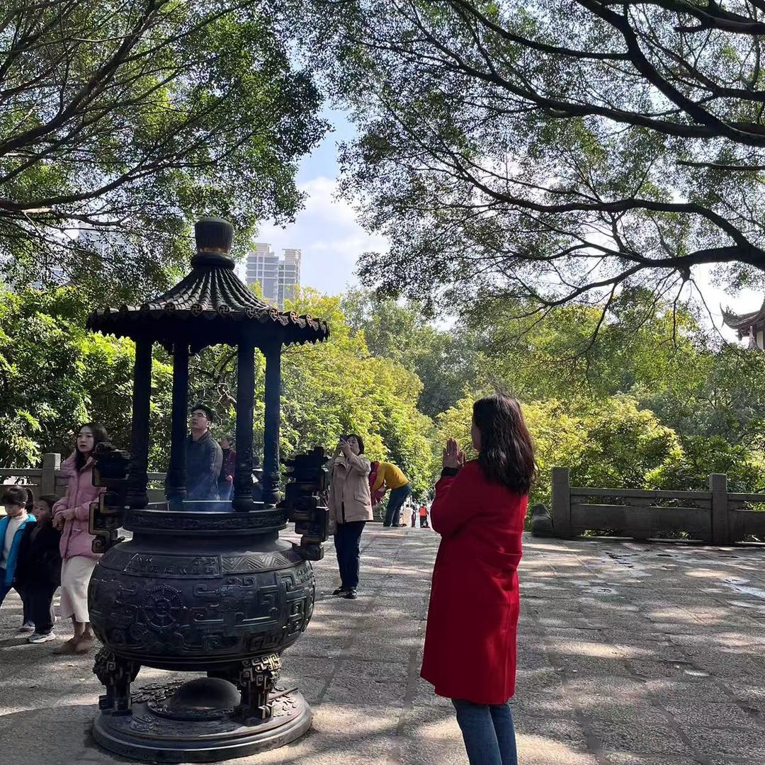 渐行渐远-
