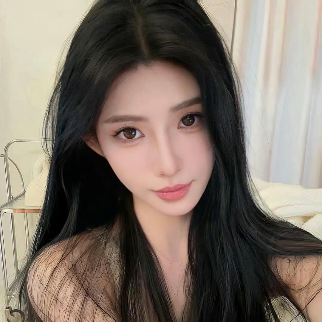 呆呆ꉂ ･ ･ ☆
