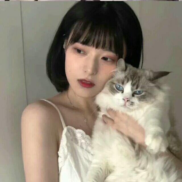Yu洁.