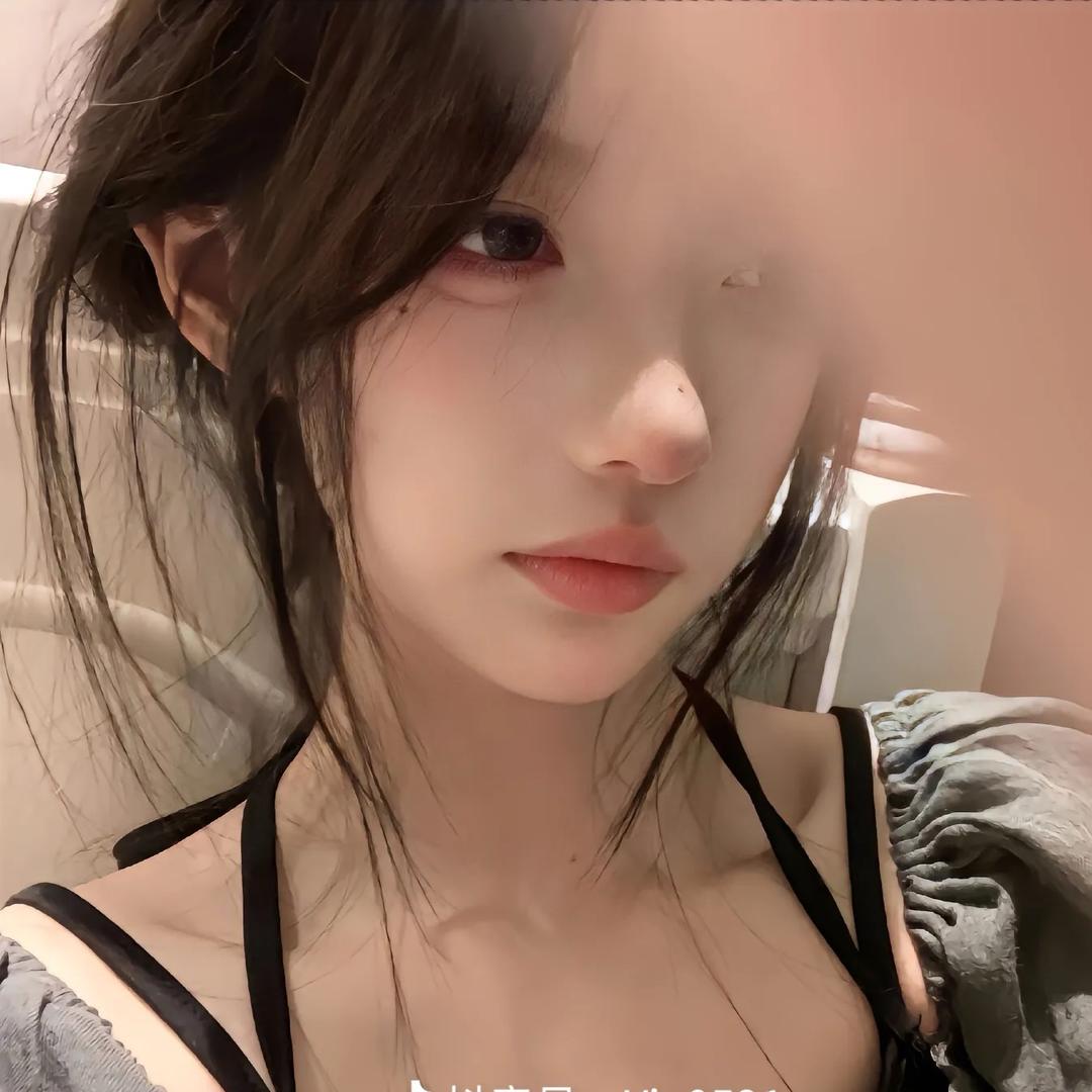 李颜愉涵