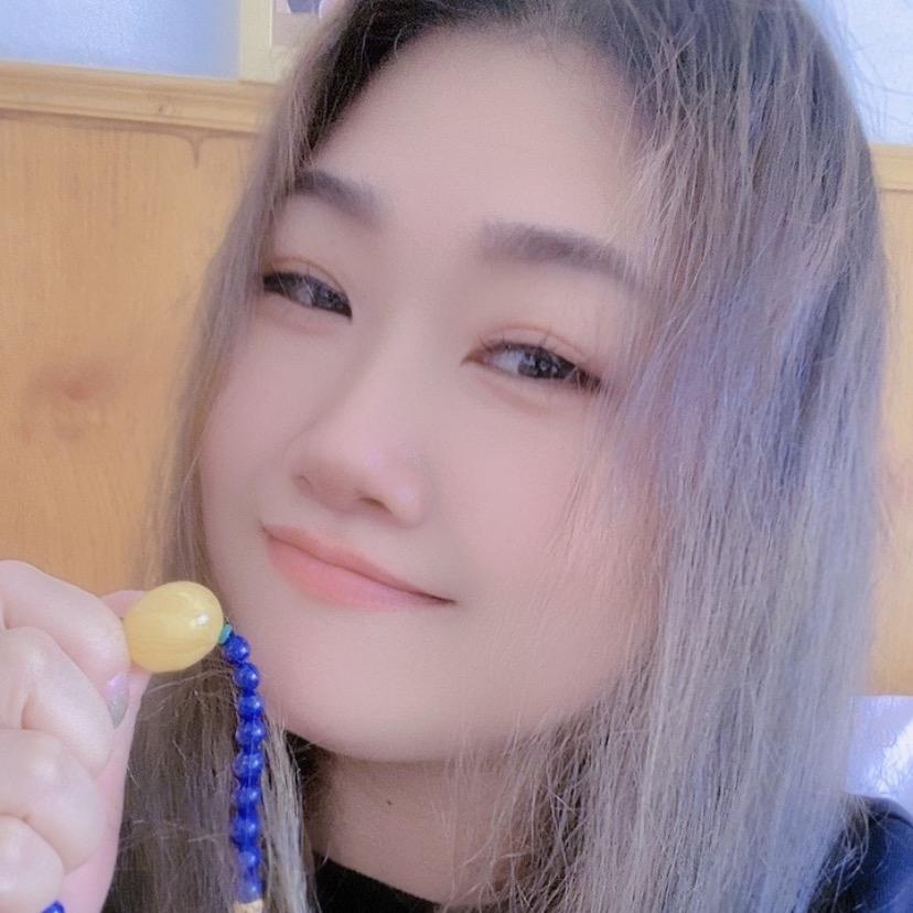 娜娜.