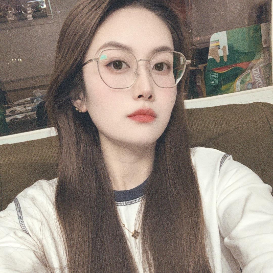 柴妞总是半夜不睡。👑