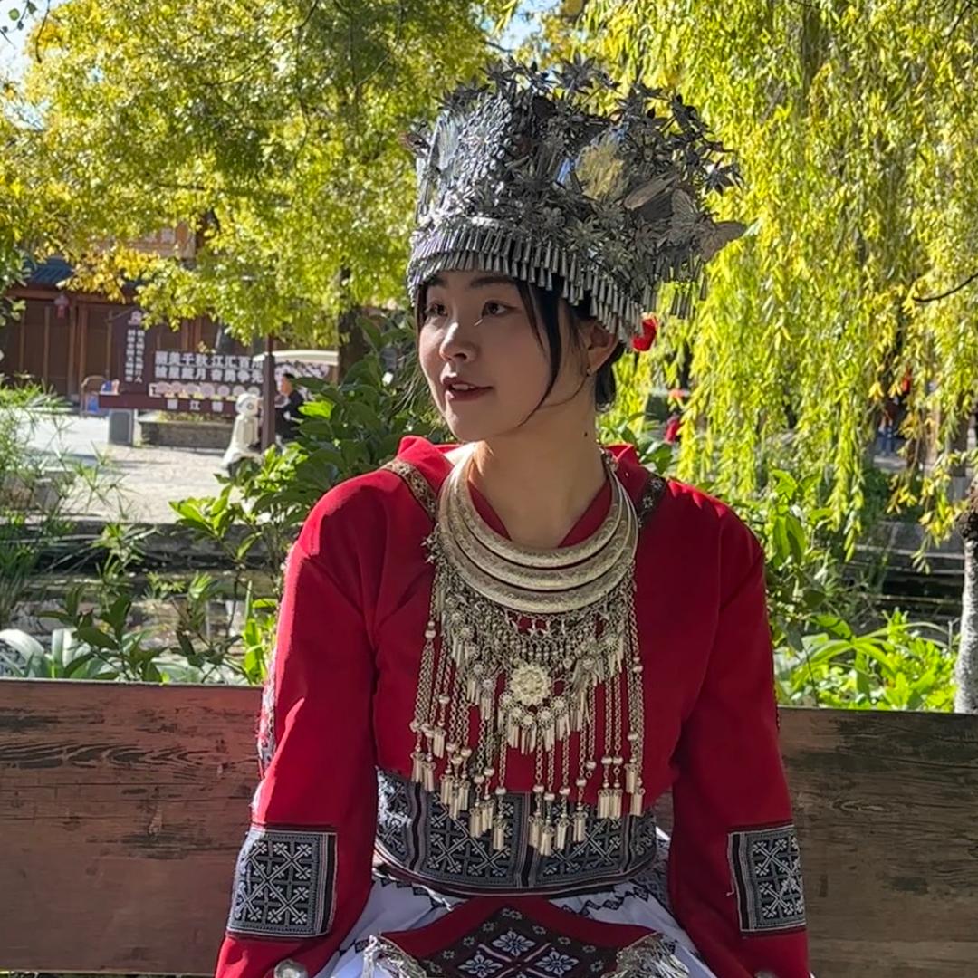 贵州导游～娜娜