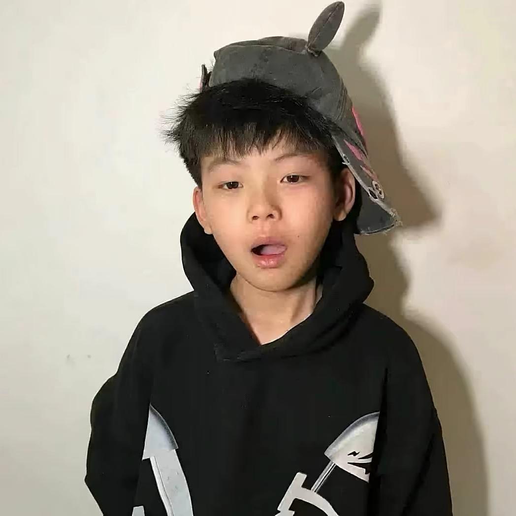 小Zz.