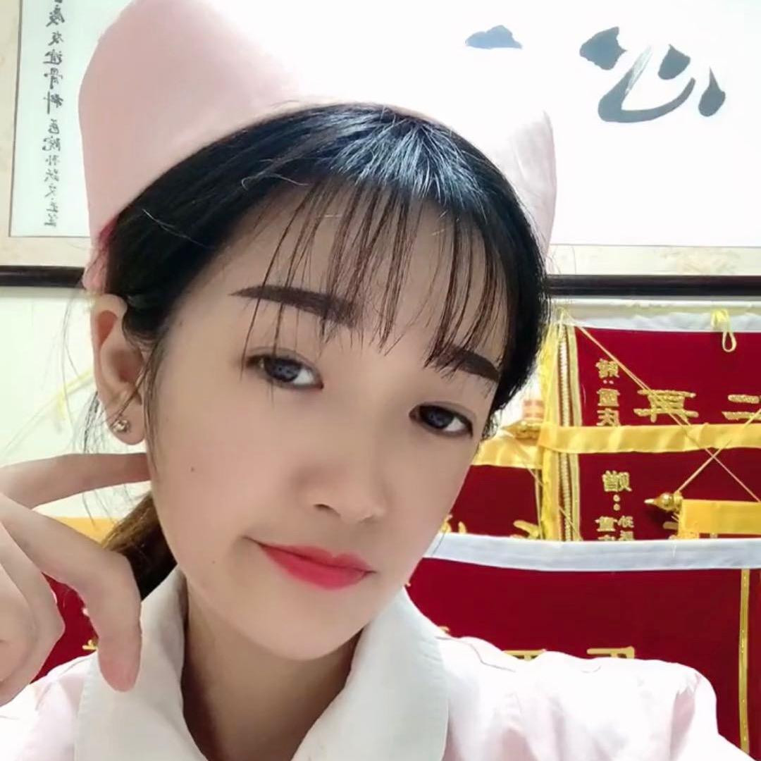 黄青青