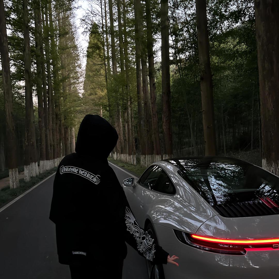 害羞少爷