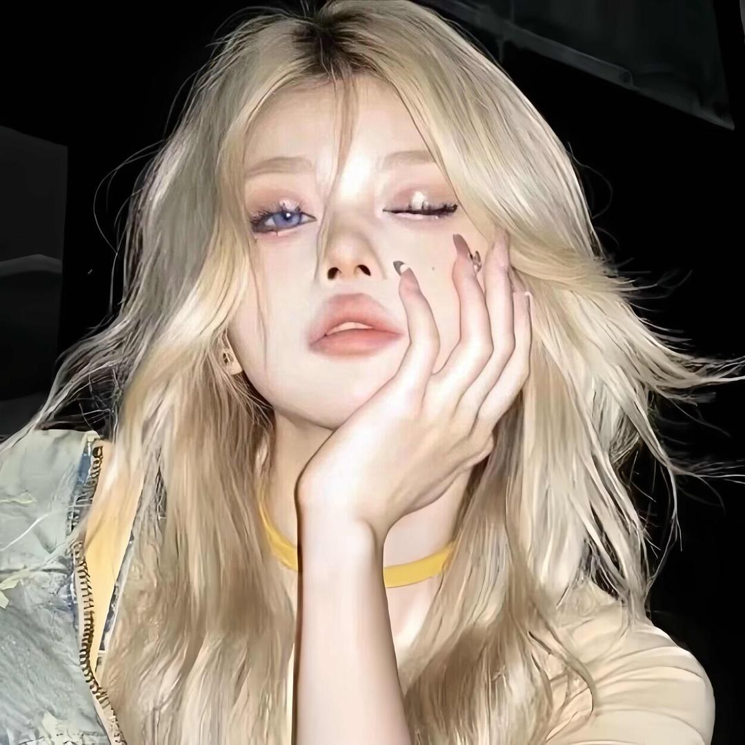 两只猫（见过鹿晗5次有亲签版）