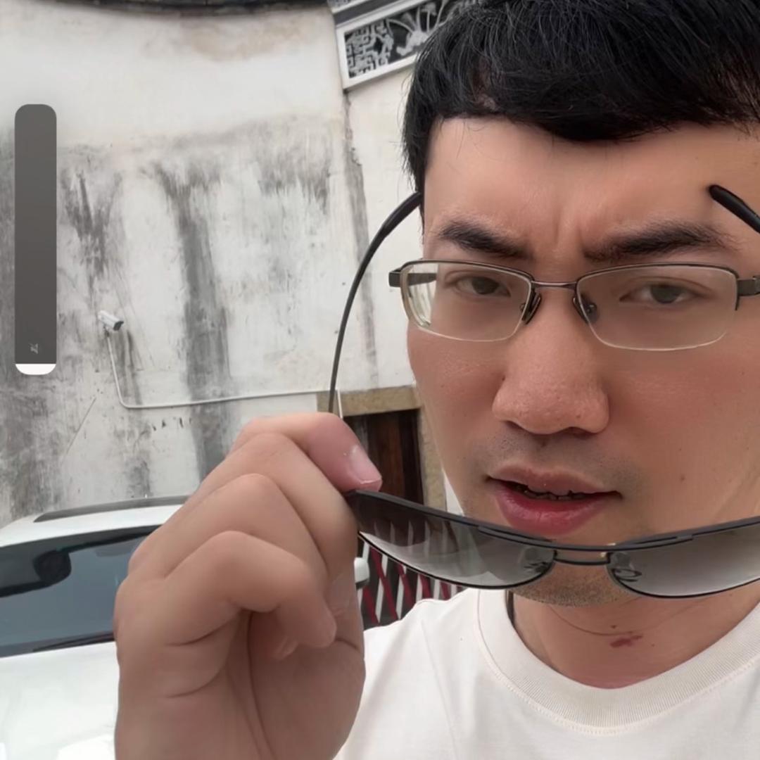 视觉进化Aaron