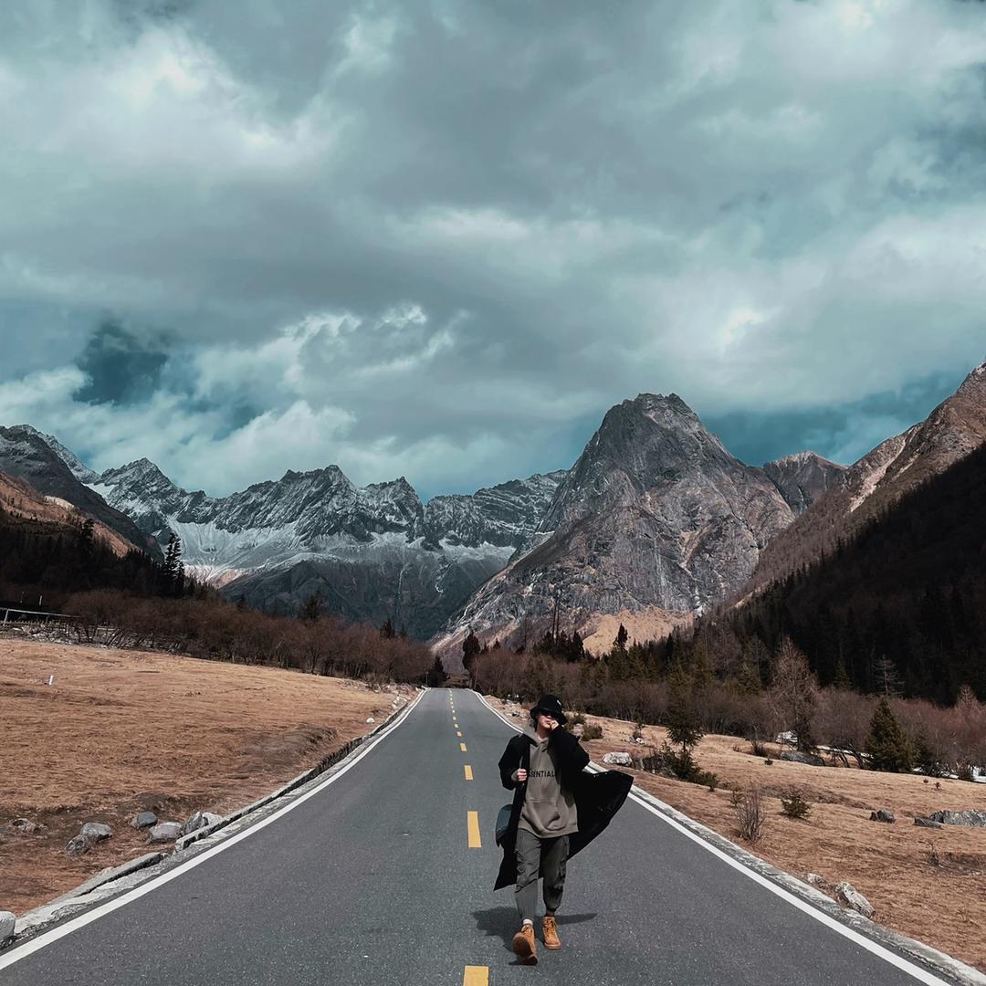 豆豆爱玩（帅哥版）阿勒泰精致小团