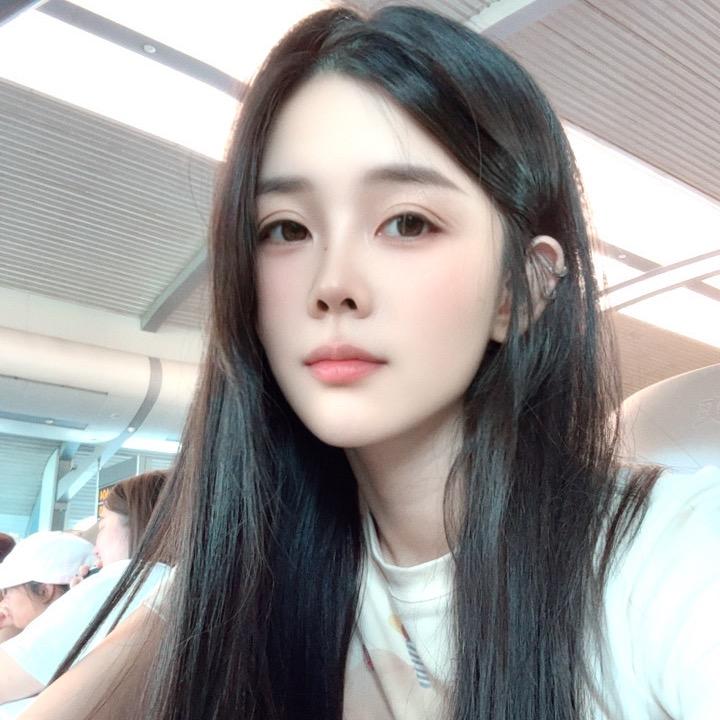 @鞠～小 姐 👄