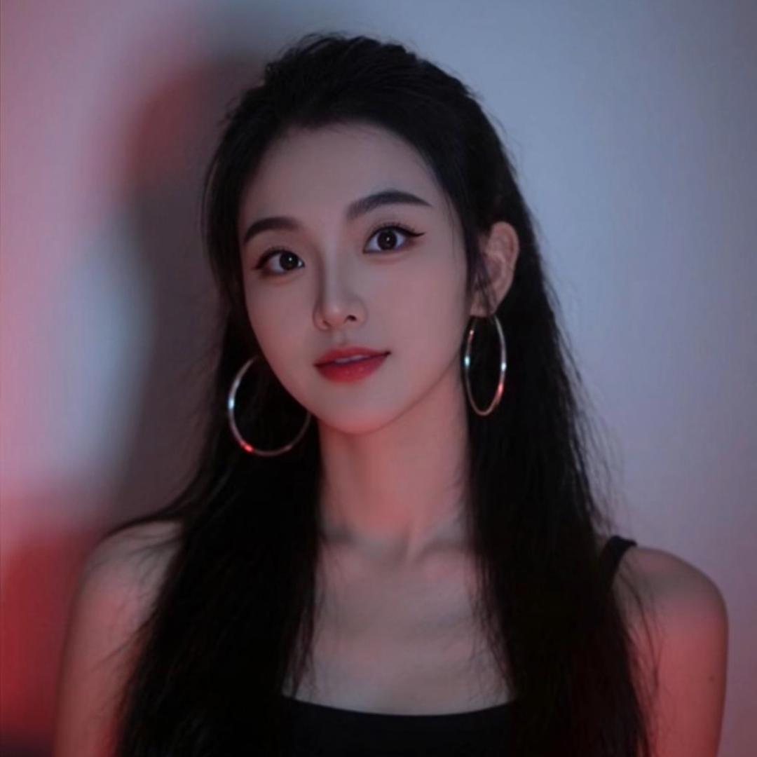 王欢欢ᵕ̈
